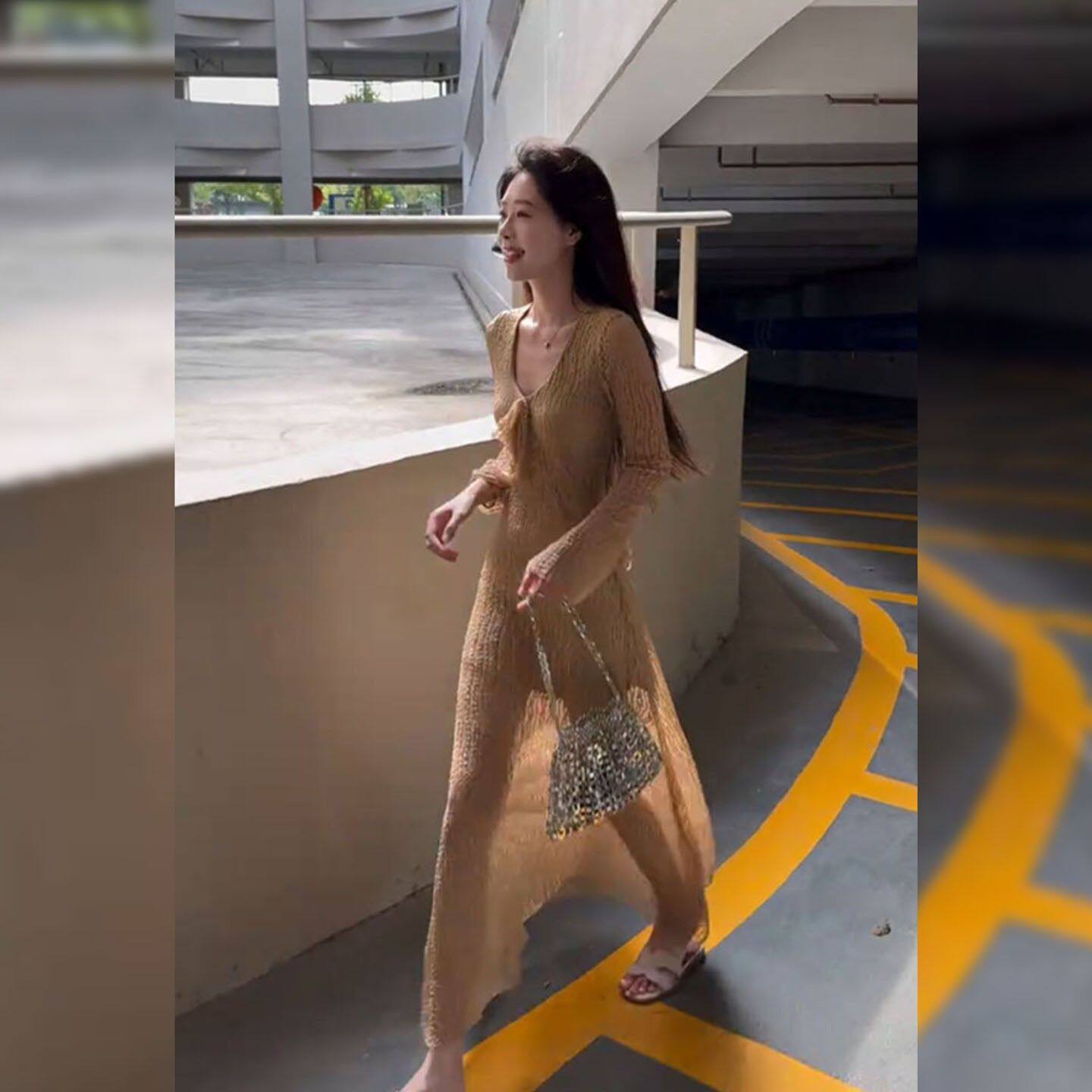 2026新款御姐高级v领蕾丝长袖连衣裙子女秋冬季修身收腰包臀长裙