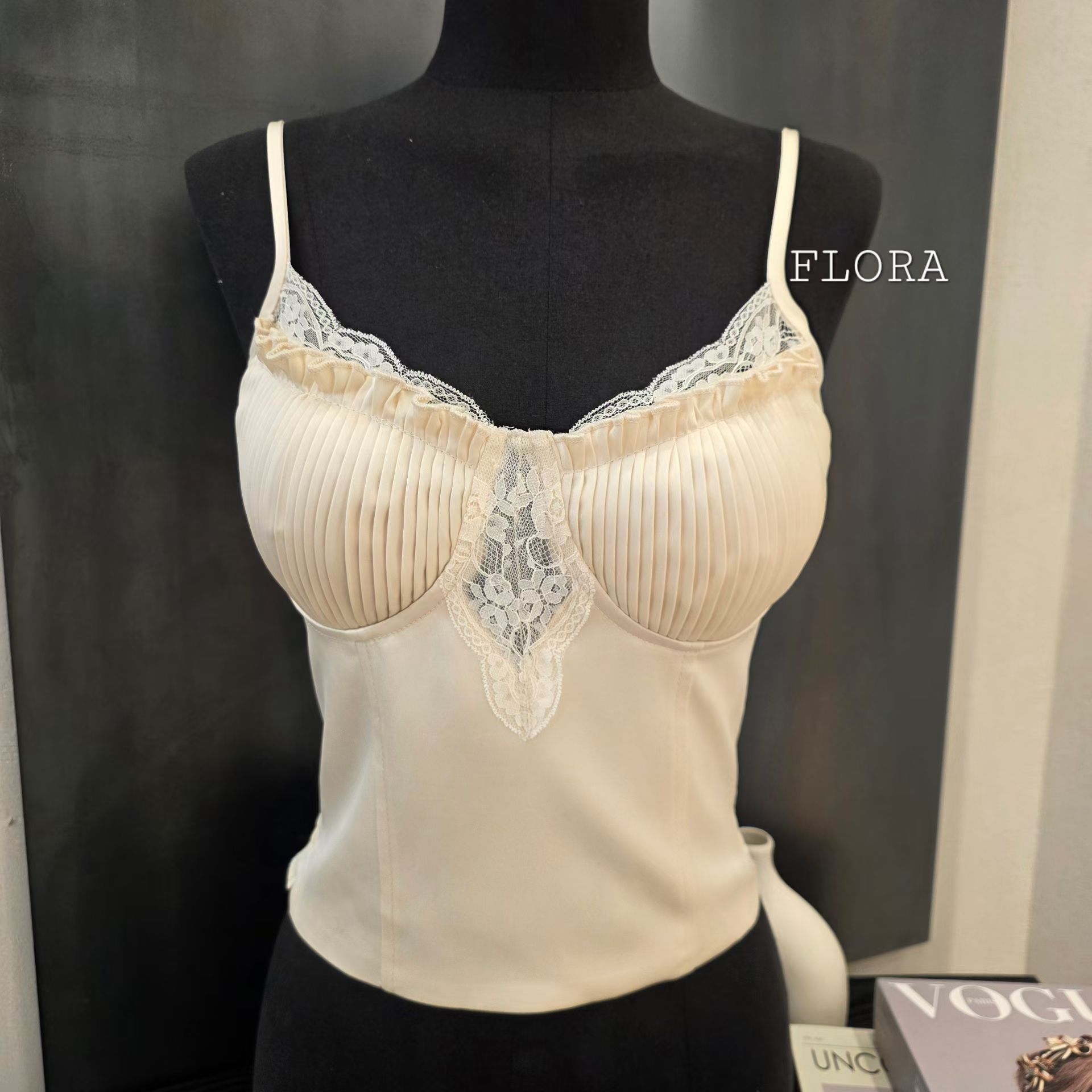 FLORA 秋新款 吊带背心 美背纯色 韩国东大门代购 8