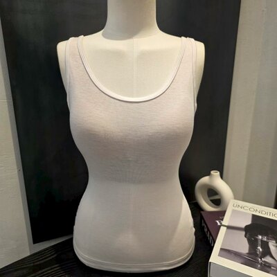 吊带 背心 美背 百搭纯色 FLORA   韩国东大门代购 胸垫不可拆3