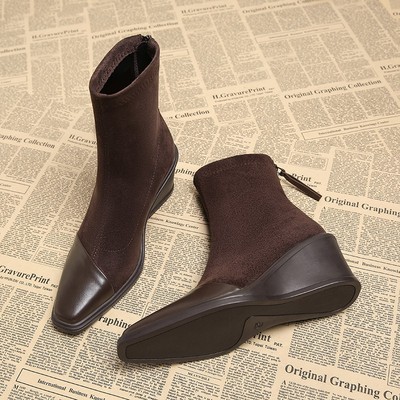 超好看！真皮坡跟小个子小短靴女