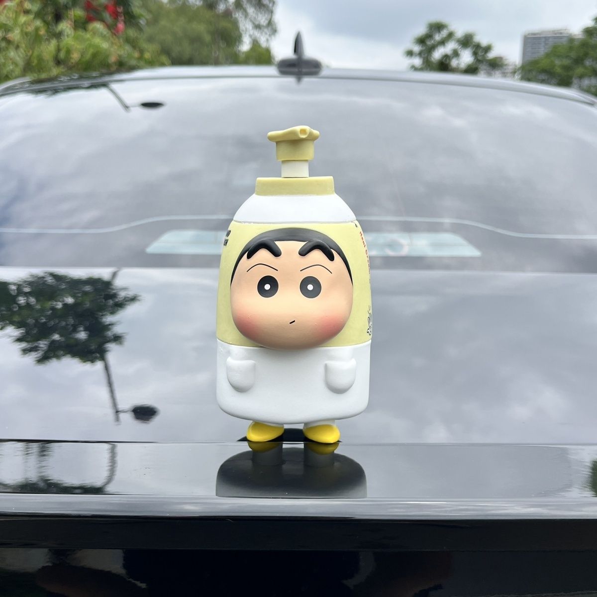 沐浴露小新汽车摆件车载后尾车顶