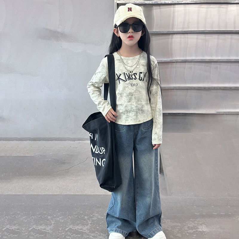 女童春秋套装2025新款儿童洋气字母打底衫休闲阔腿牛仔裤两件套潮