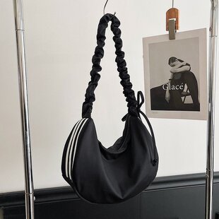 韩版帆布小包包女休闲简约饺子包慵懒风轻便三道杠云朵斜挎单肩包