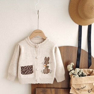 2025秋冬新款女童针织开衫韩版毛衣外套绣花百搭卡通可爱小兔子
