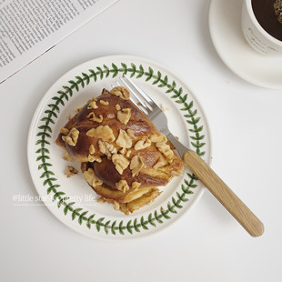 韩风ins森女系绿叶蓝花白色陶瓷盘 简约点心早餐 清新甜品西餐盘