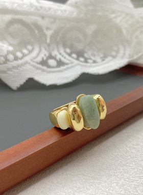 铜铸镀金镶嵌石头复古精致戒指女