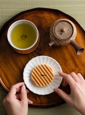 日本直邮京果子处鼓月日式煎饼奶油夹心饼干洋菓子零食礼盒16枚入