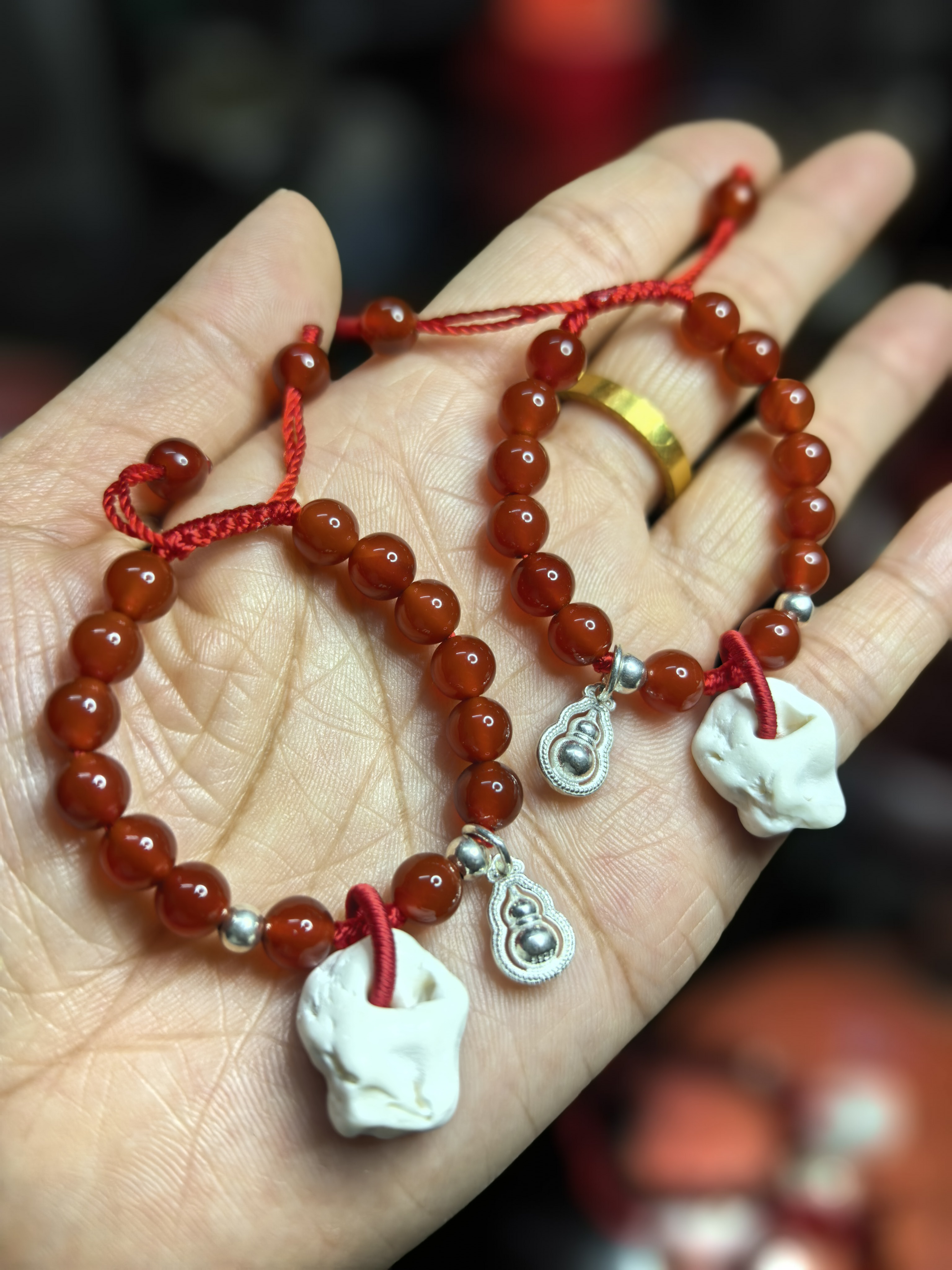 新款宝宝红玛瑙猪惊骨手链 纯银小葫芦挂件 婴幼儿手链 宝宝手链