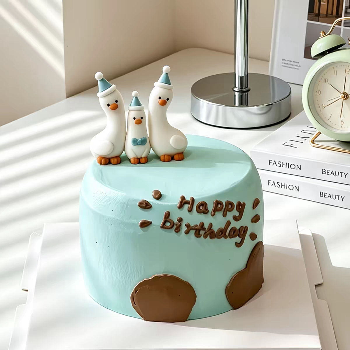 网红软胶卡通领带帽子小鸭子可爱歪脖鸭蛋糕装饰生日蛋糕烘焙摆件