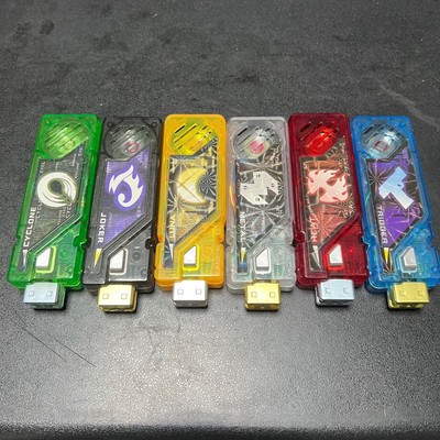 DX国产假面骑士W腰带可联动DX王牌疾风记忆体月神金属炽热扳机