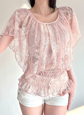 Waist-cinching puff sleeve top甜美蕾丝拼接圆领打揽束腰T恤女