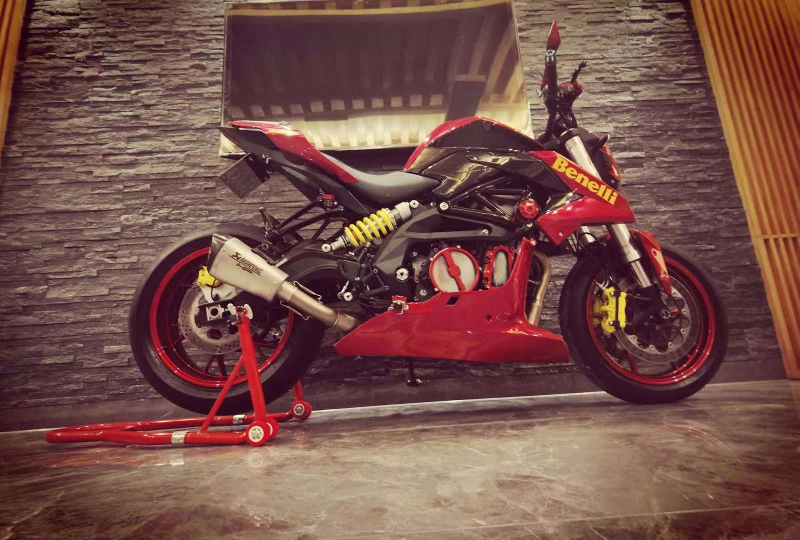 适用于黄龙600改装下导流罩战斗版左右动力底罩下肚兜发动机底板