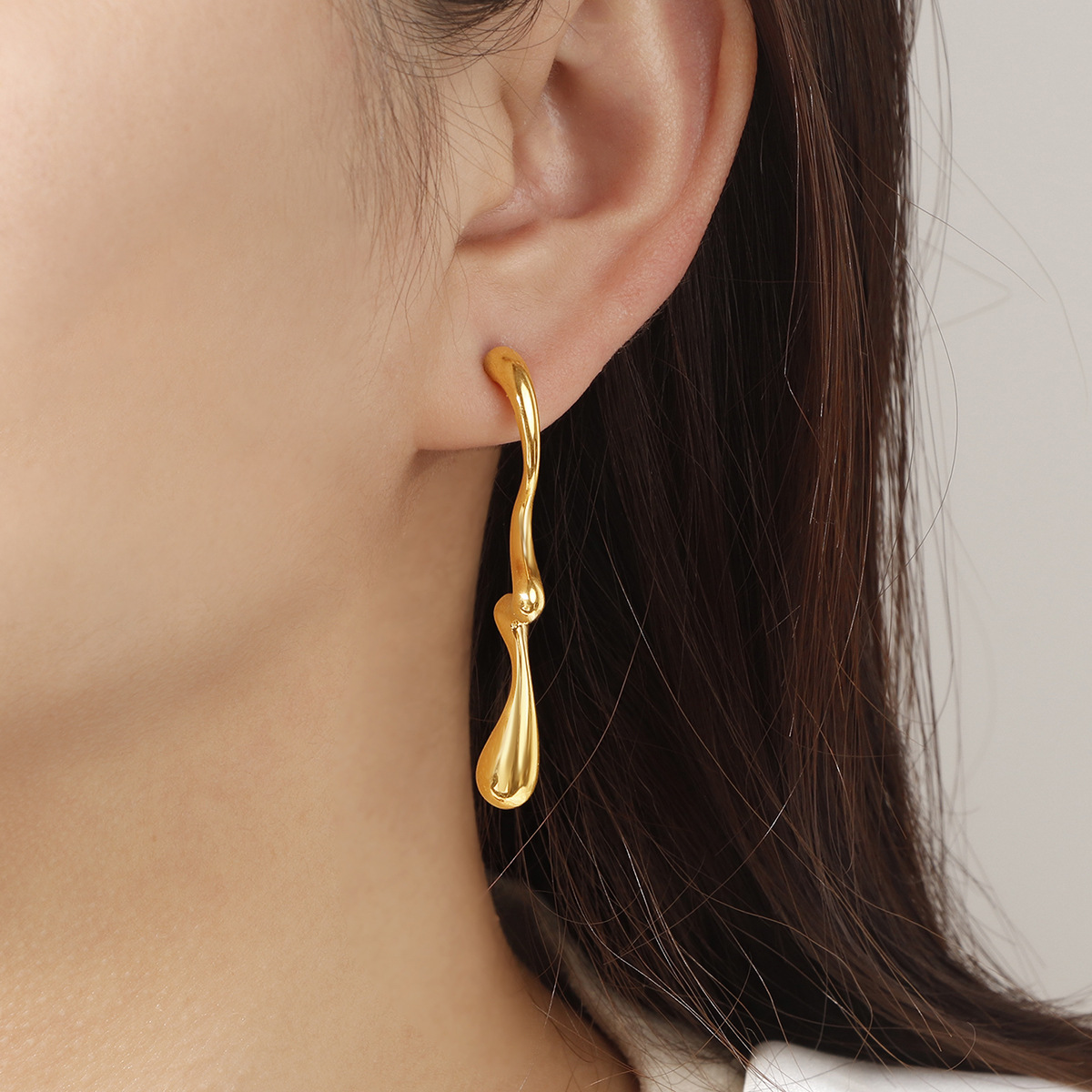 熔岩耳钉冷淡风轻奢女饰