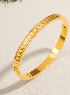 钛钢立体方块手镯1234