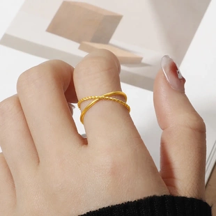 冷淡风简约麻花素圈交叉双环戒指小众设计森系文艺配饰品钛钢戒女