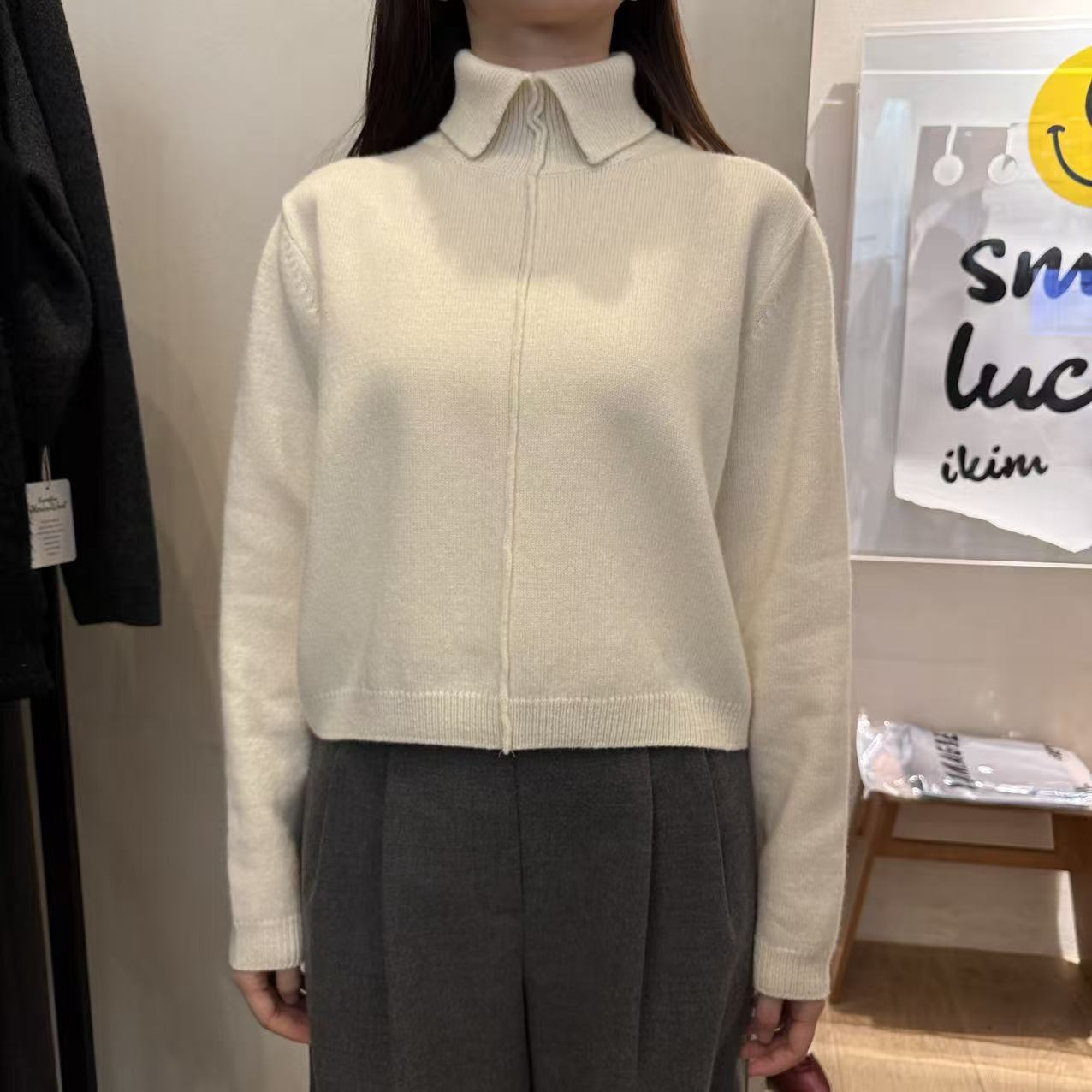 爱情的模漾  韩国代购 NC142（Lamagie femme）高領上衣