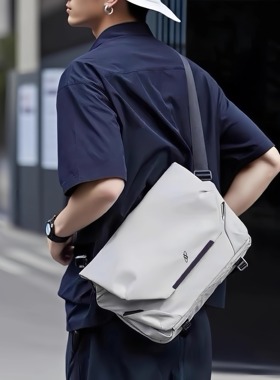 法国Mlcanl Kons单肩包小众机能男包新款多功能工装运动斜挎包女