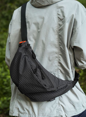 法国Mlcanl Kons斜挎饺子包女2026新款小众百搭单肩斜挎包男户外