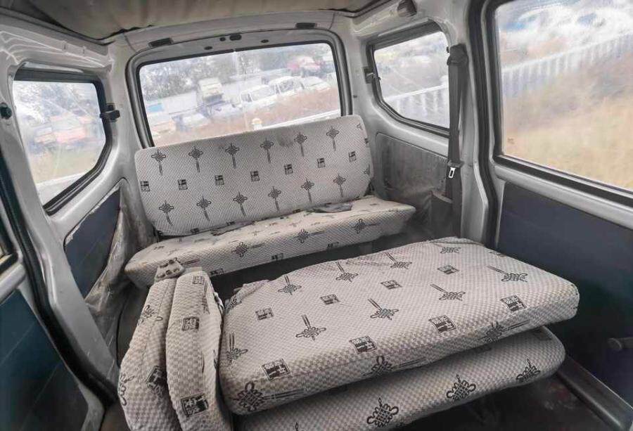 4月30日忻州市五菱牌小型面包车一辆网络拍卖公告