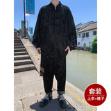 黑色