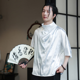 白色