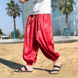 红色