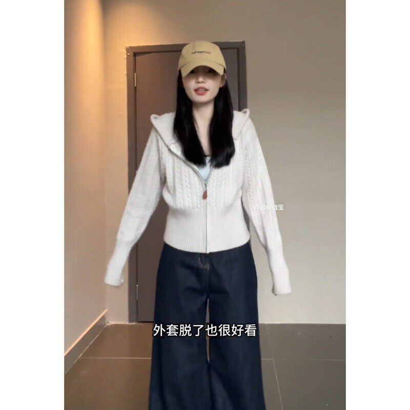 小香风连帽运动衫针织开衫女秋冬外穿软糯麻花打底上衣短款毛衣外