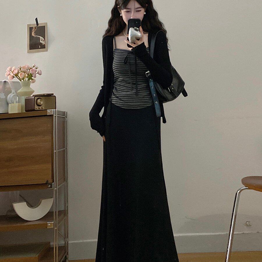 大码女装奥利奥千层微胖mm松弛感条纹吊带开衫半裙套装