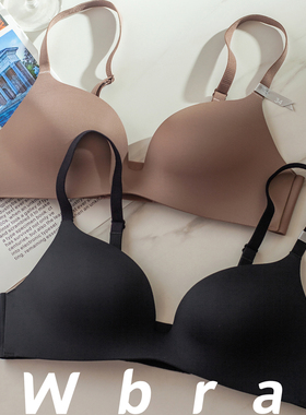 日本一片式内衣女光面无痕小胸聚拢薄款无钢圈收副乳防下垂文胸罩