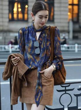 正品哥家新2026春夏季独特蓝色晕染飘带衬衫高级感时髦长袖衬衣