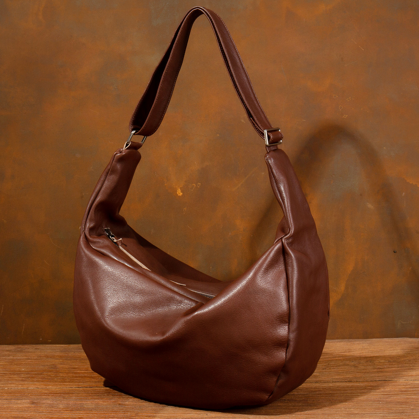 百搭植鞣牛皮斜挎包百搭男单肩包