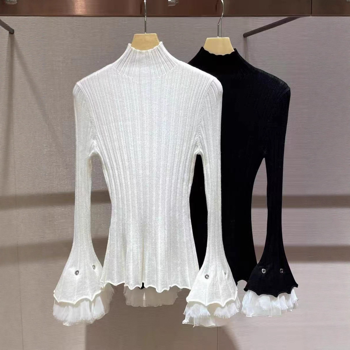 现货喇叭袖针织衫2025冬季新款荷叶边拼接网纱宫廷袖毛衣女上衣