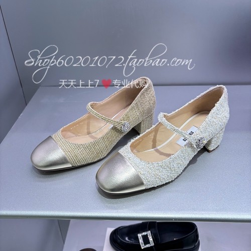 思加图2026春季女鞋复古玛丽珍鞋