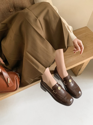 一脚蹬粗跟单鞋乐福鞋甜酷小皮鞋