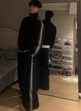 设计感复古条纹立领休闲运动套装