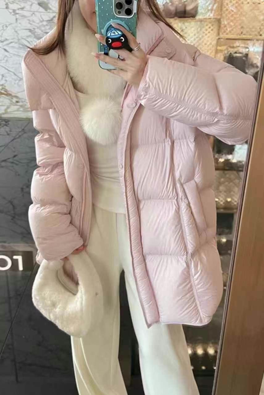 90白鹅绒设计感云朵泡芙轻便直筒连帽羽绒服女中长款加厚冬新外套