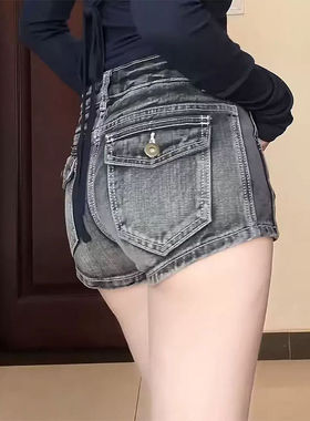 美式短裤辣妹新款低腰复古牛仔超短裤女显瘦小个子包臀千禧热裤潮