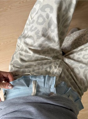 白色美式复古豹纹拼接牛仔裤女新款宽松设计感高腰百搭ins阔腿裤