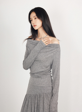 CLMX气质入骨 时髦一字领柔美曲线针织上衣上衣/百褶显瘦半身裙