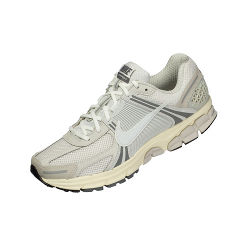 NIKE AIR ZOOM VOMERO5 舒适耐磨低帮跑步鞋米色 HF0731-007