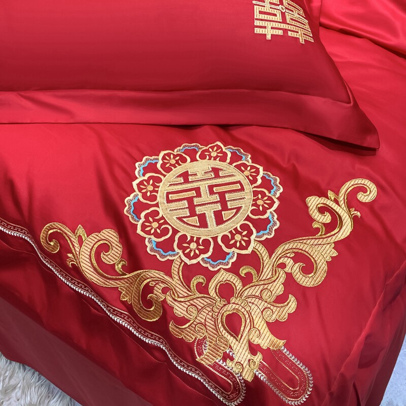 HIGH-END CHINESE EMBROIDERY WEDDING FOUR-PIECE SET OF BIG RED BED SHEETS QUILT COVER COTTON COTTON WEDDING BEDDING WEDDING QUILT