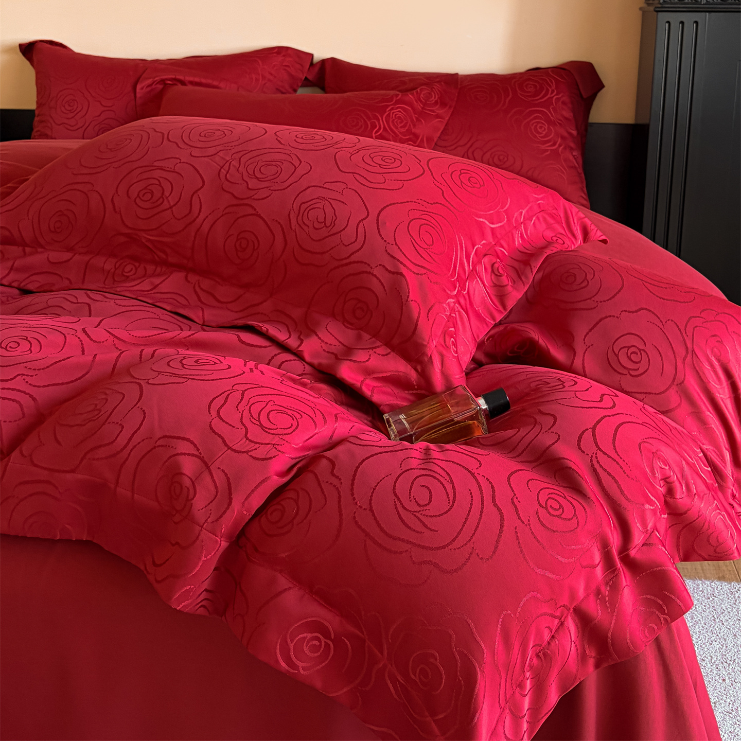 小红书爆款推荐不掉色婚庆四件套