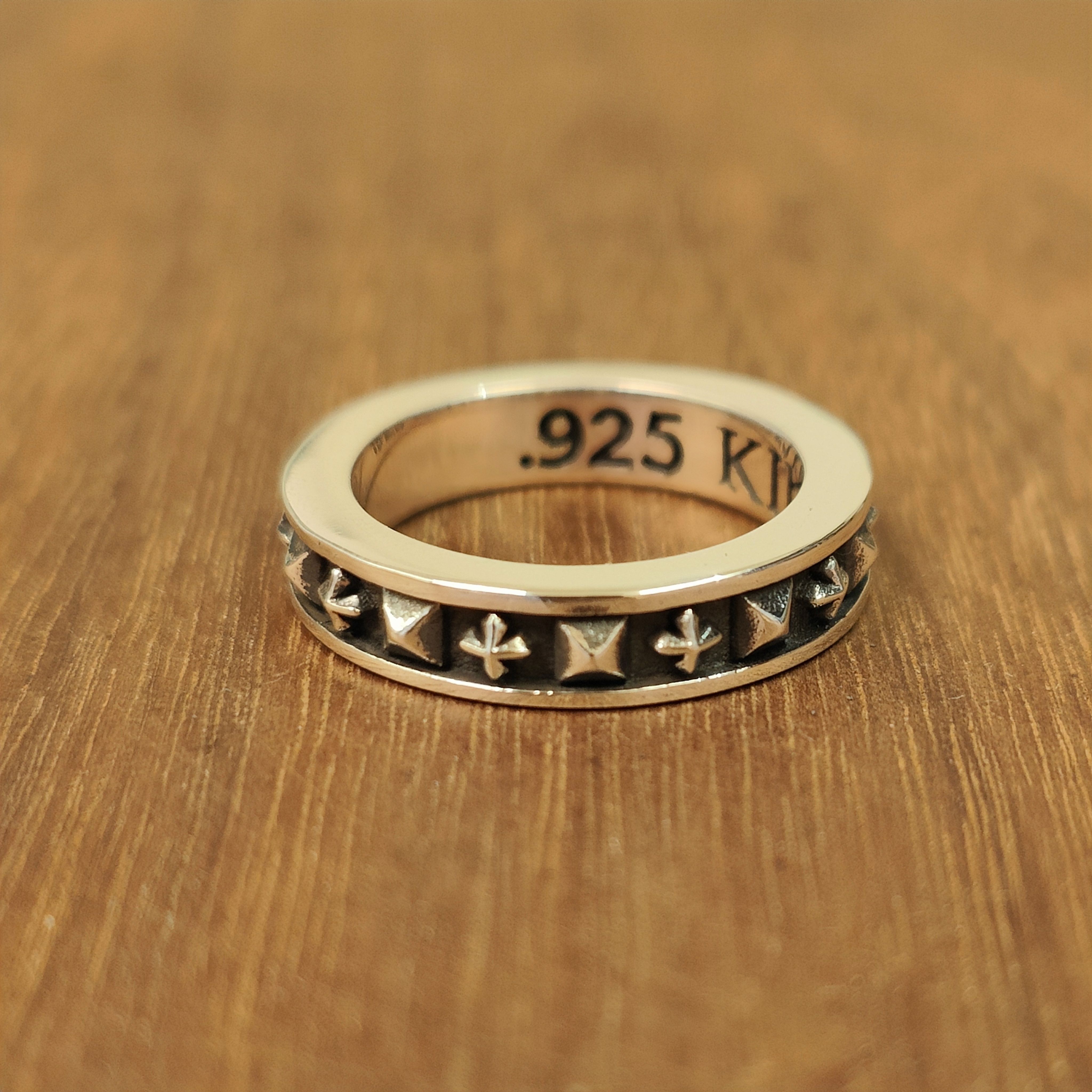 925纯银铆钉十字架超酷情侣戒指