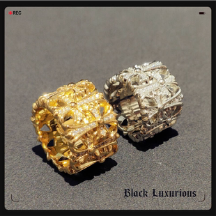 Black 圆墓葬十字架镶钻戒指 Luxurious电镀22K18K金色摇滚INS风格