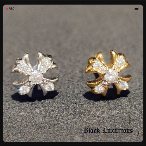 Black Luxurious电镀22K18KS925银针ins风格十字架镶满钻耳钉