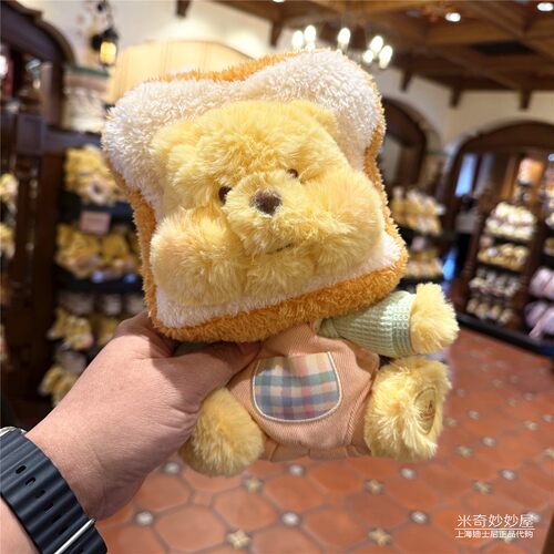迪士尼春日彩蛋维尼毛绒笔袋
