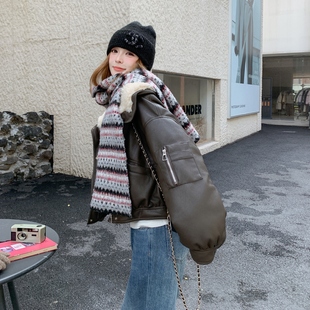 P175 8696 K258 2B115 PU皮棉衣拼环保羊羔毛领