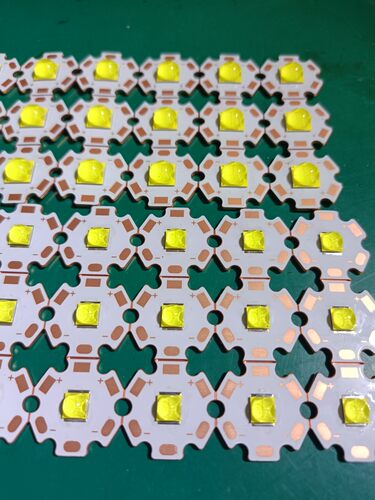 CREE 20W大功率CREE XHP70B二代 XHP50.2 LED灯珠热电分离铜基板