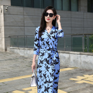 高端新品裹身裙高级性感印花收腰显身材一片式连衣裙女PG DVF2025