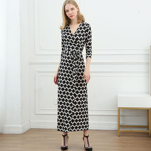 显瘦茶歇裙女PG 连衣裙修身 DVF裹身裙F2026 格子印花长款 高端新品